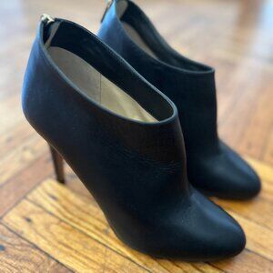 LIKE NEW! Jimmy Choo Mendez Black Genuine Leather Ankle Boots